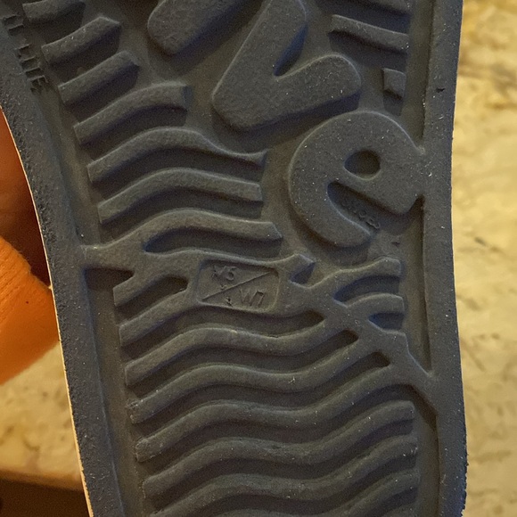 Native shoes, colour: Navy Blue, great condition - Picture 5 of 5